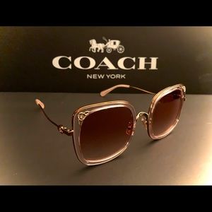 COACH [HC7101B] Sunglasses